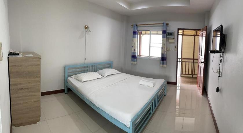 Oyo 799 Pudsadee Hotel Chiang Mai Exteriör bild