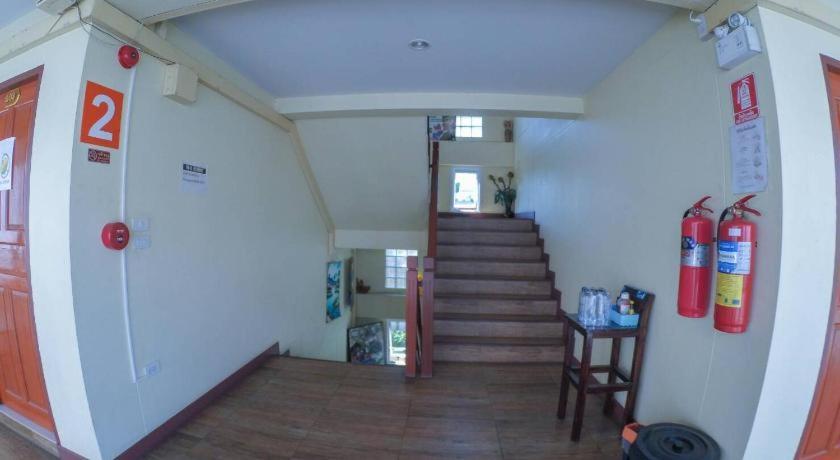 Oyo 799 Pudsadee Hotel Chiang Mai Exteriör bild